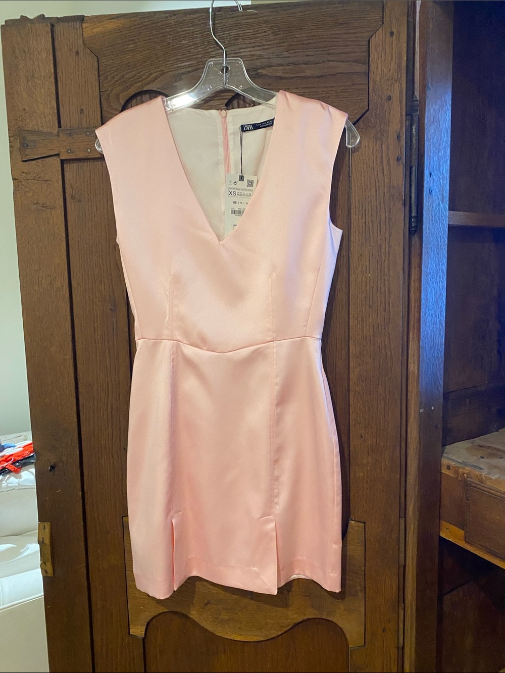 NWT- Zara Light Pink V-Neck Sleeveless Mini Dress